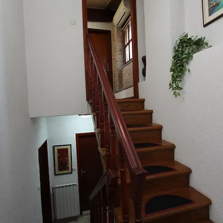 Isabel Apartment *
